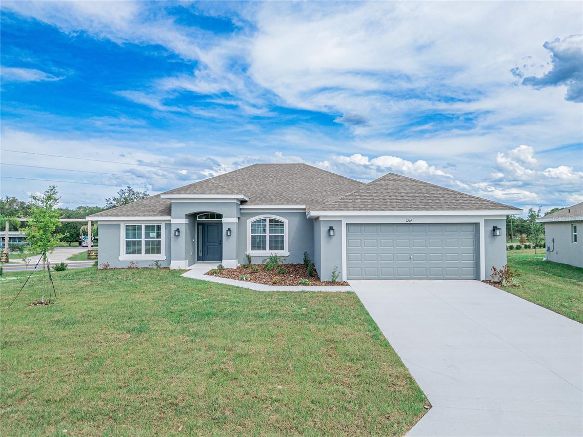 1214 Hickory Nut Dr., Lake Wales, FL 33898