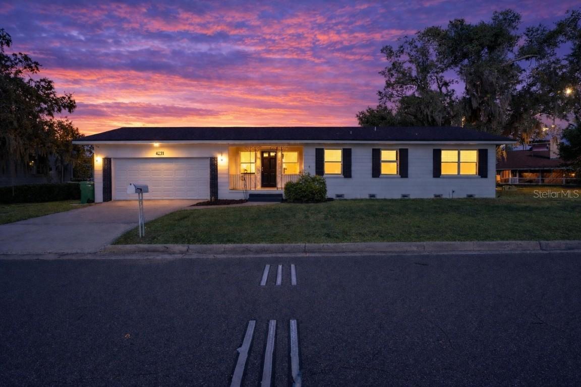 1301 Evalyn Dr., Winter Haven, FL 33880