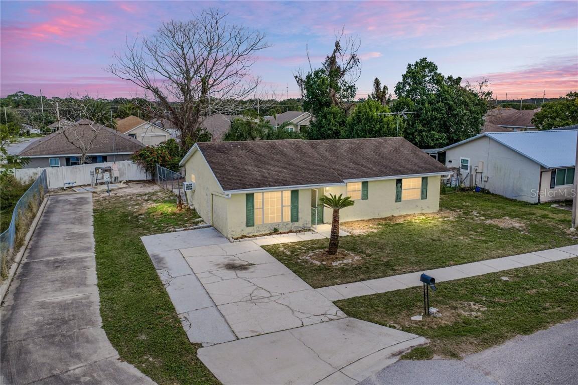 276 18th St., Winter Haven, FL 33881