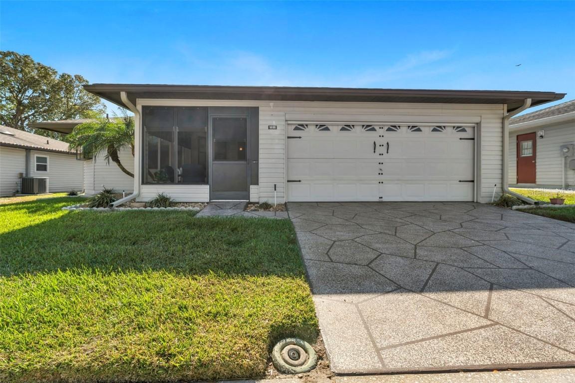 1818 Prairie Dunes Cir., Lakeland, FL 33810