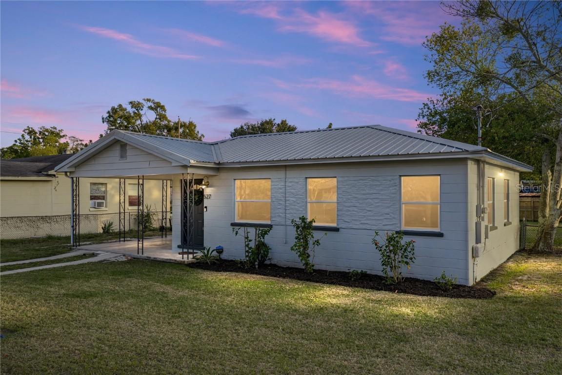 527 Pilaklakaha Ave., Auburndale, FL 33823