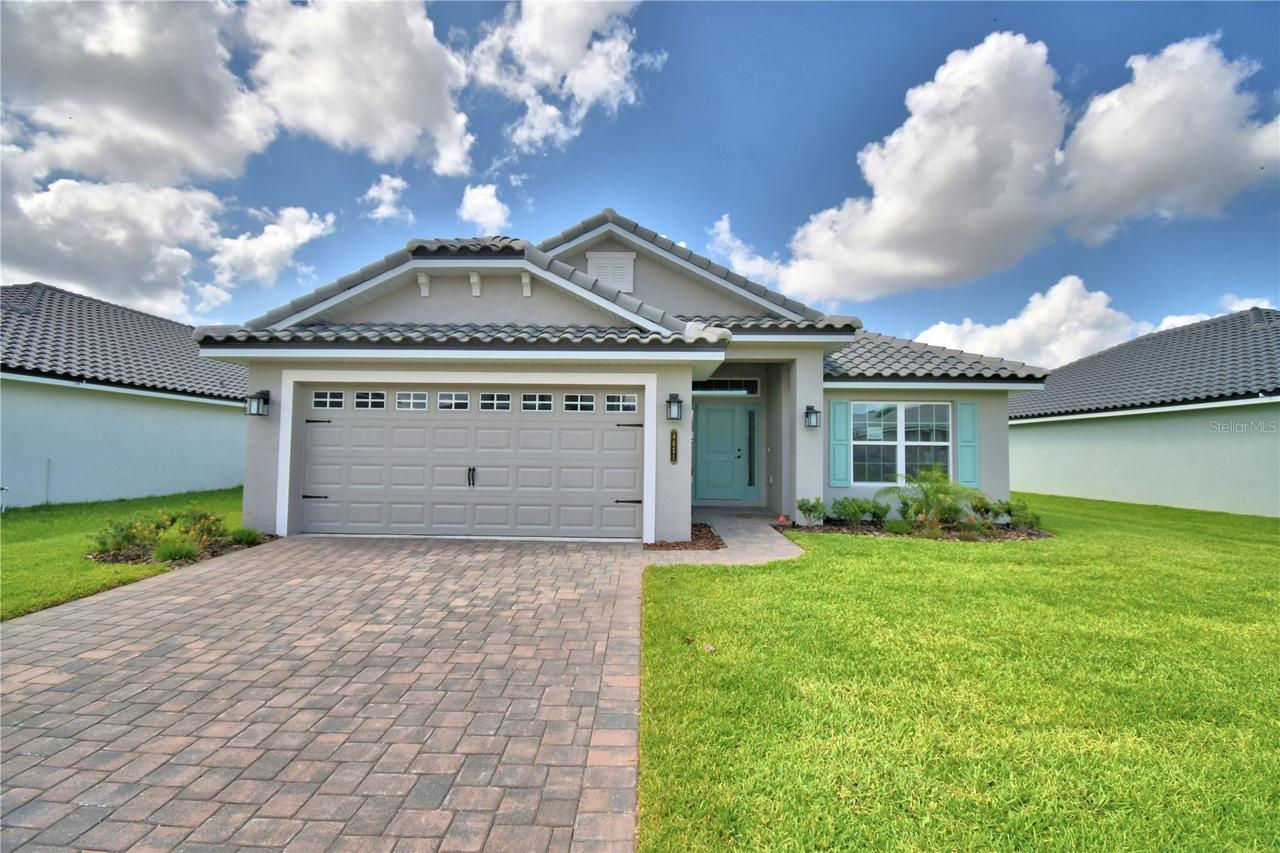 4651 Grandview Glen Dr., Auburndale, FL 33823