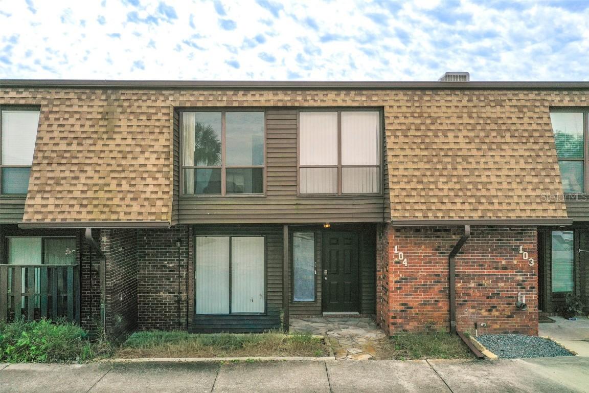 1836 N Crystal Lake Dr. #104, Lakeland, FL 33801