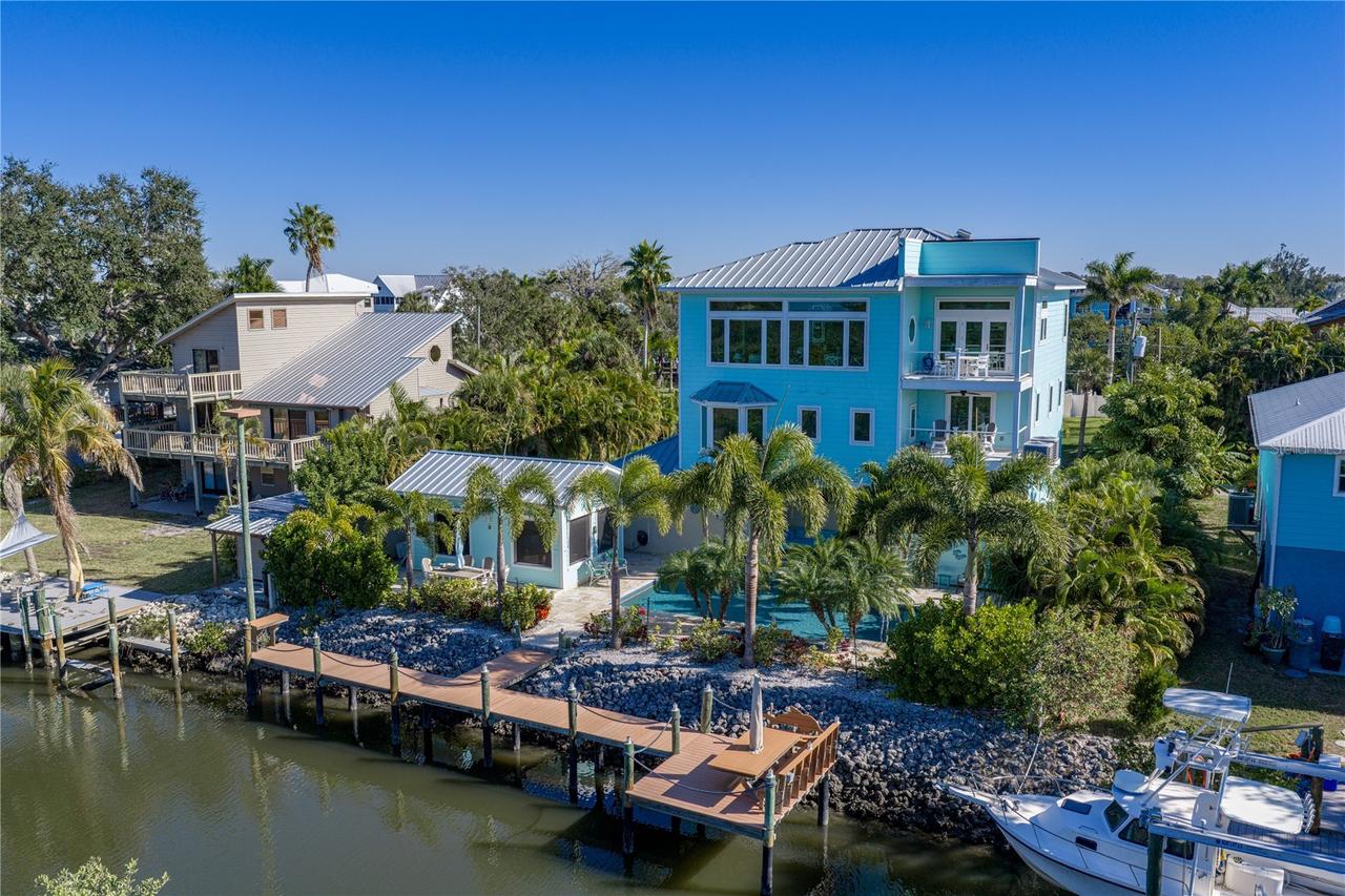 125 Burns Rd., Terra Ceia, FL 34250