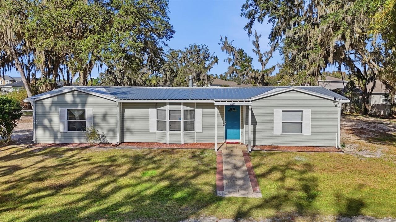 6025 Eagle Tr., Lakeland, FL 33811