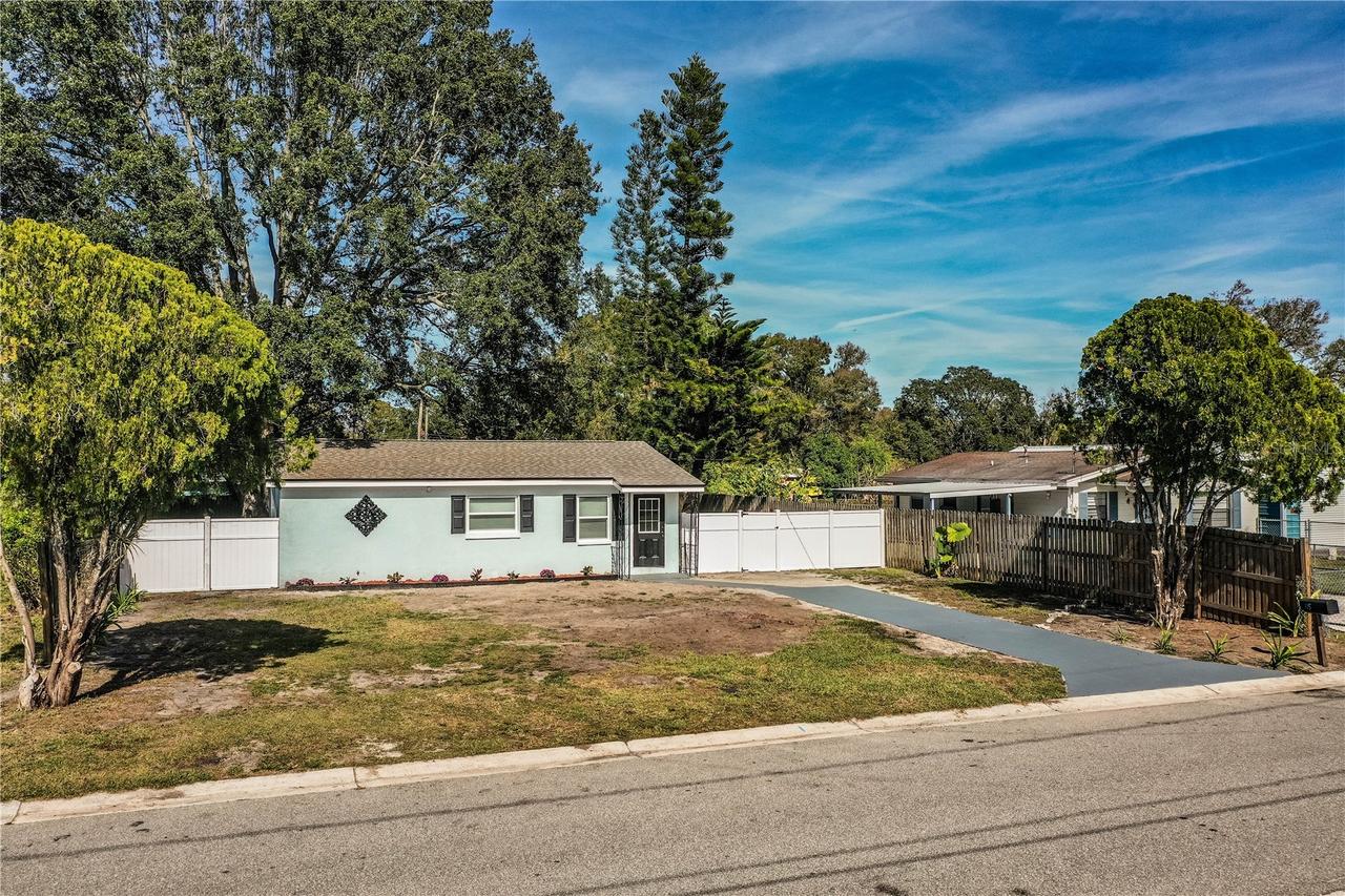 115 Flamingo Dr., Auburndale, FL 33823