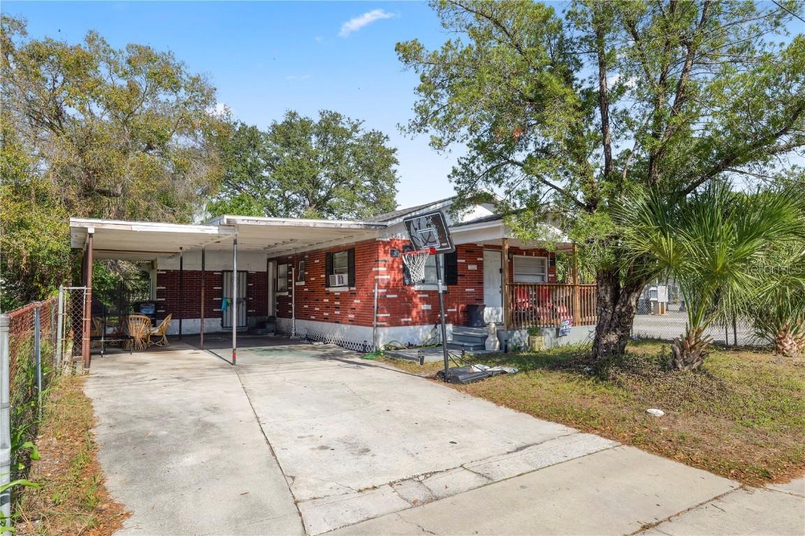2910 E Emma St., Tampa, FL 33610