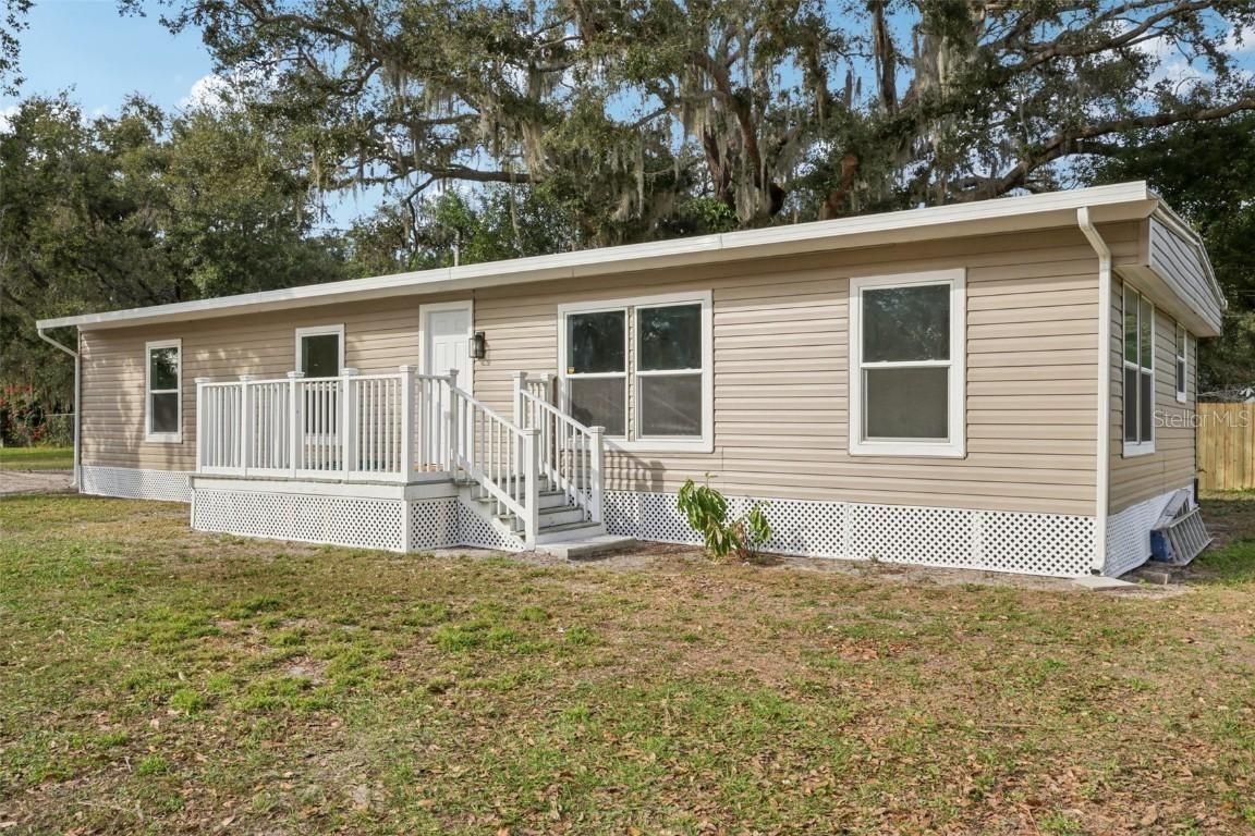 1427 Combee Ln., Lakeland, FL 33801