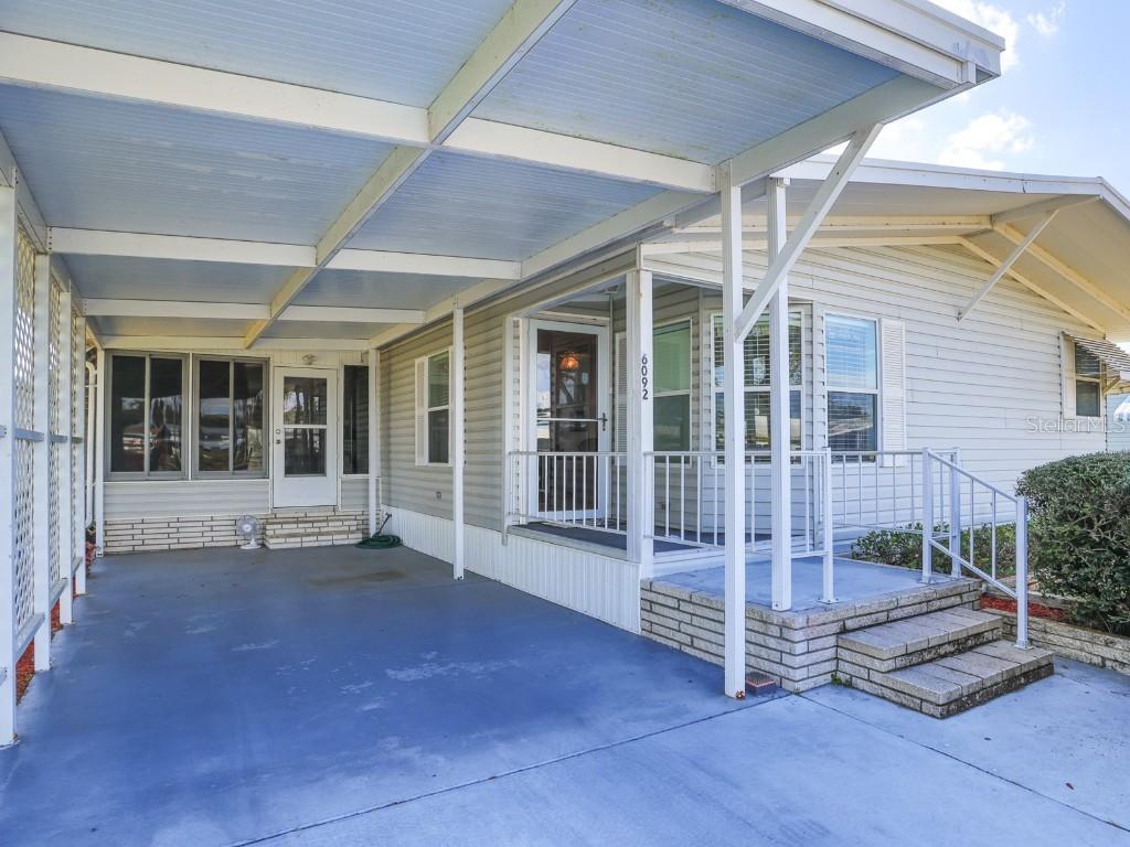 6092 Southern Oaks Dr., Winter Haven, FL 33884