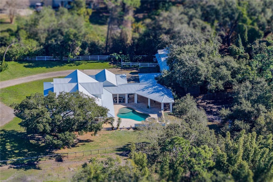 209 Frenchmans Creek Way, Winter Haven, FL 33884