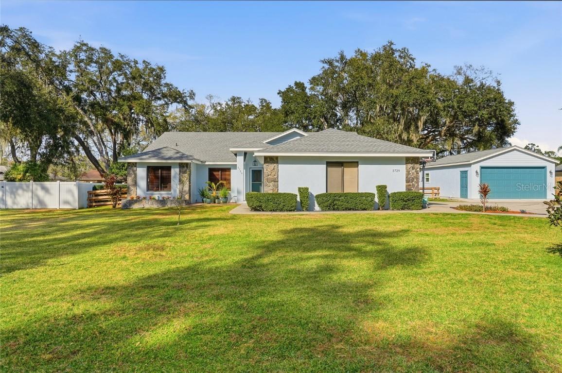 5729 Buck Run Dr., Lakeland, FL 33811