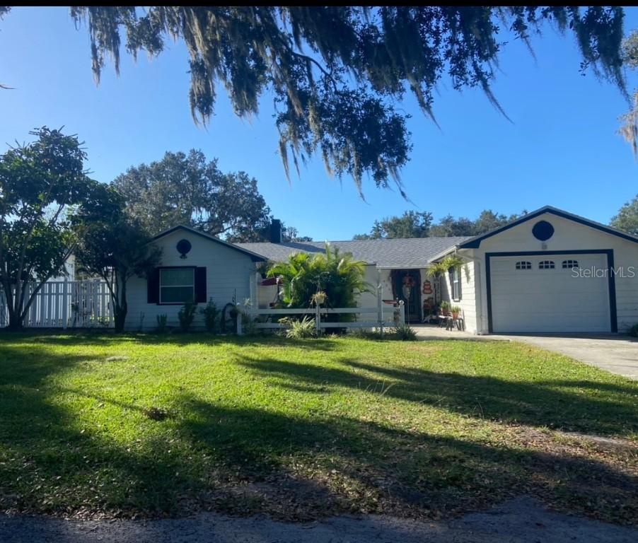 400 Wilson St., Fort Meade, FL 33841