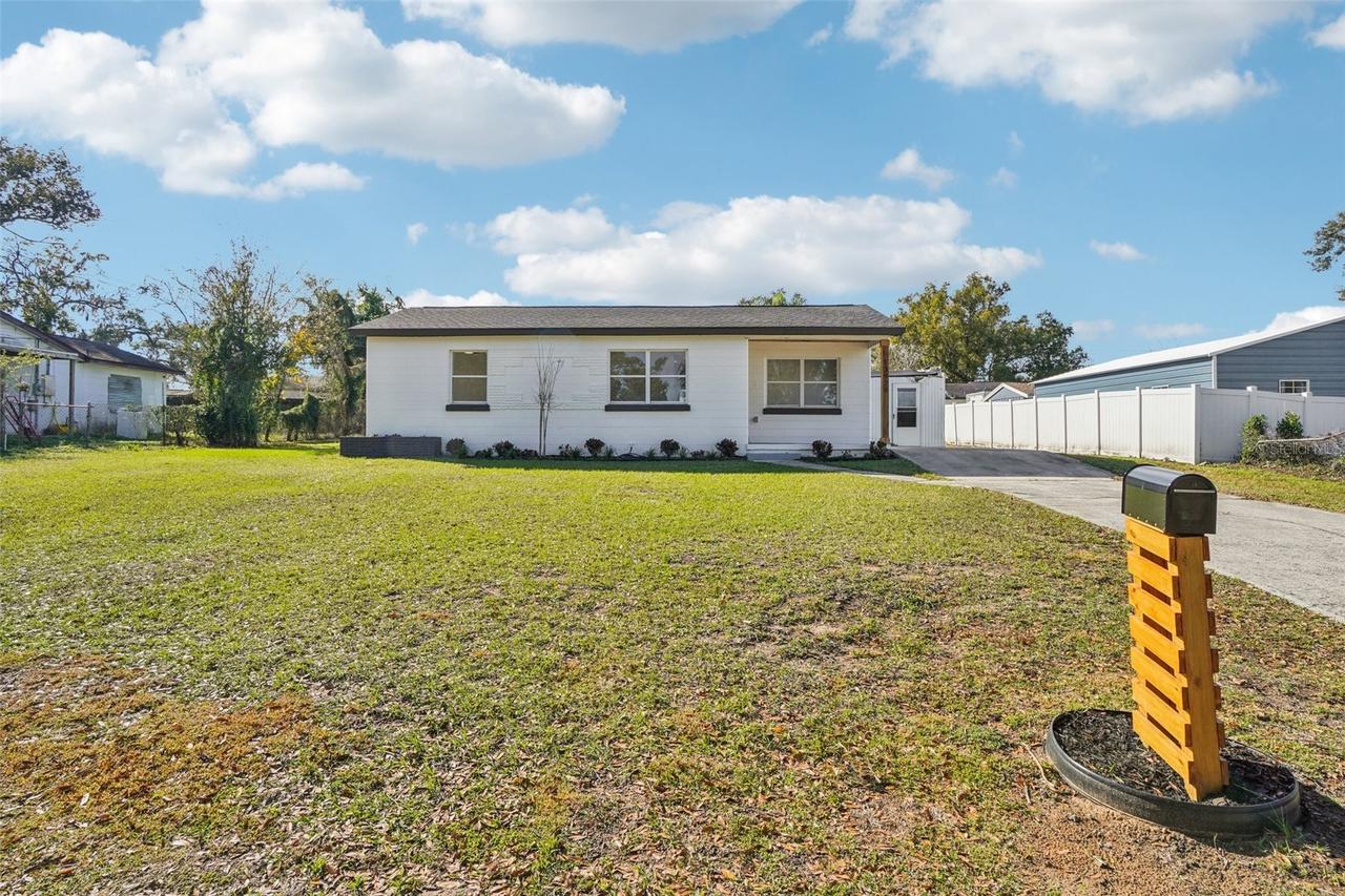 13929 2nd St., Dade City, FL 33525