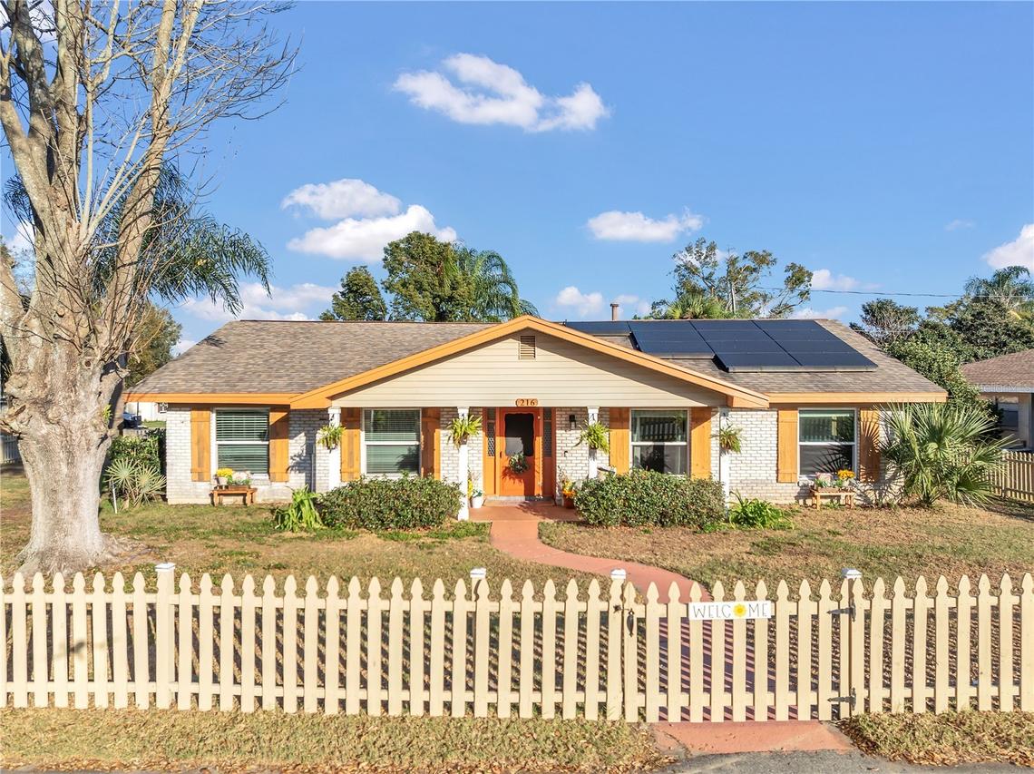 216 Shelley Dr., Winter Haven, FL 33884