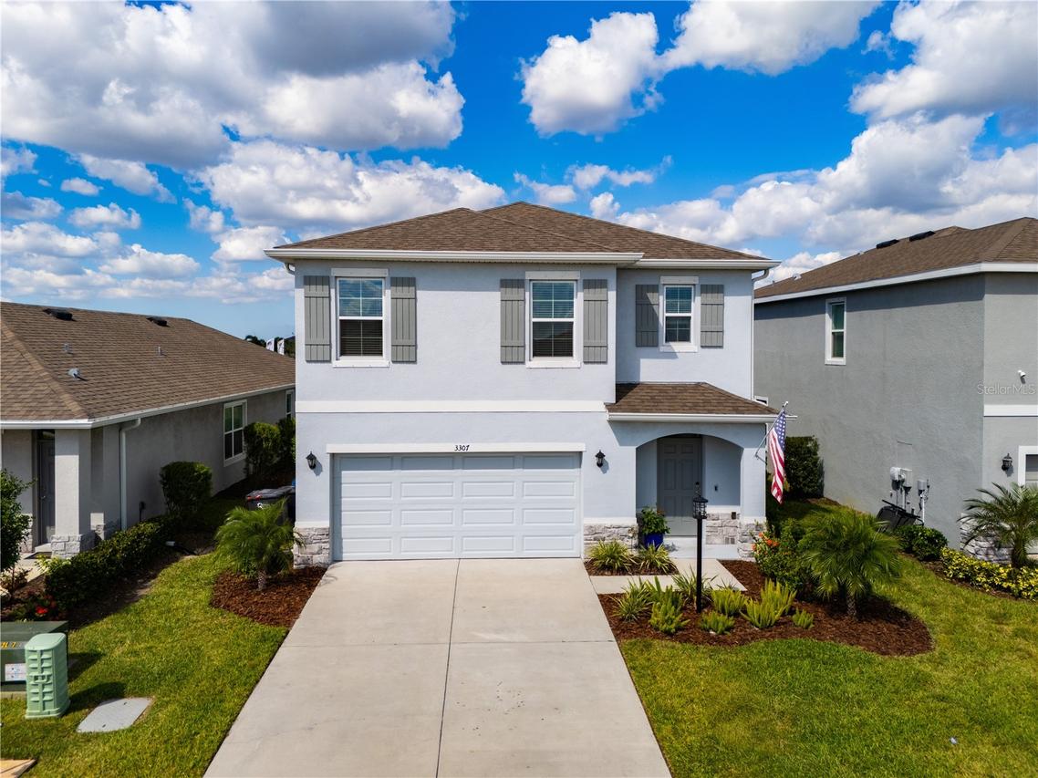 3307 Hilltop Cir., Bradenton, FL 34211