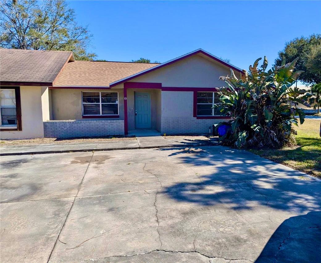 101 Voss Ct., Sebring, FL 33876