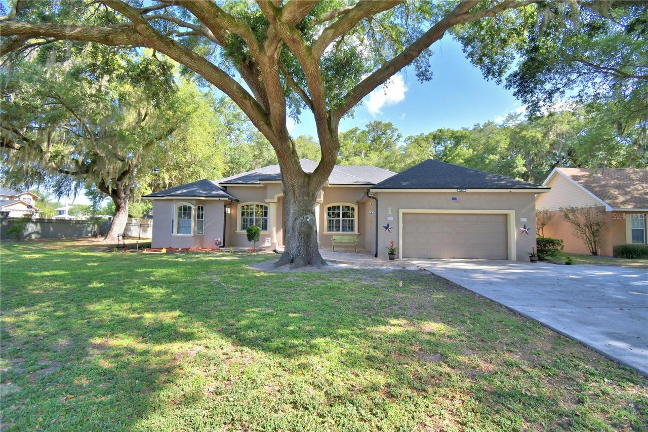 1 Lake Eloise Ln., Winter Haven, FL 33884