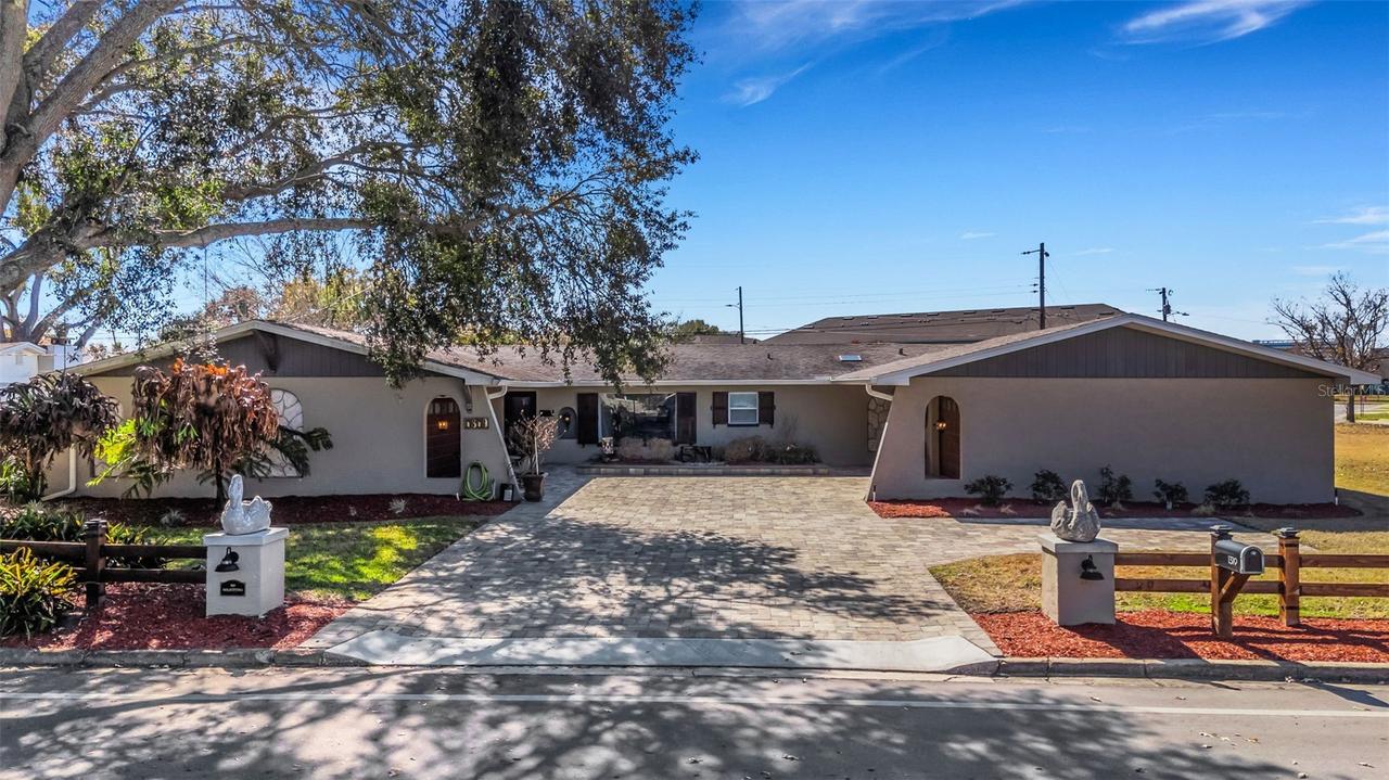 1319 Edgewater Beach Dr., Lakeland, FL 33805