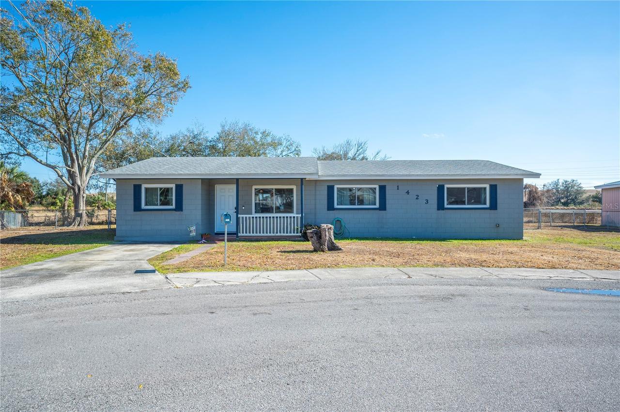 1423 NE 1st St., Mulberry, FL 33860