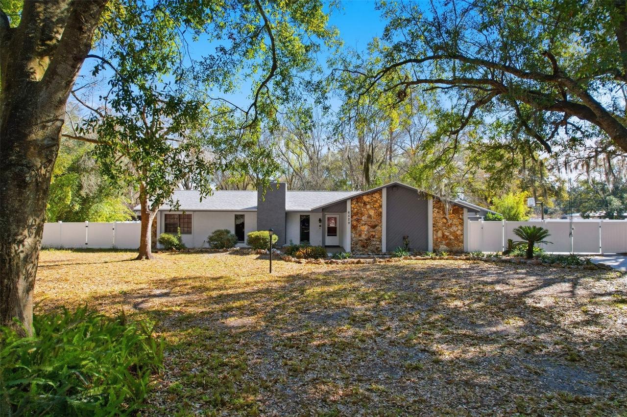 6529 Hereford Dr., Lakeland, FL 33810