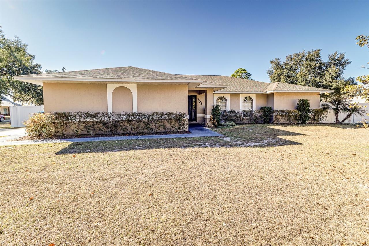 703 N Polk Ave., Fort Meade, FL 33841