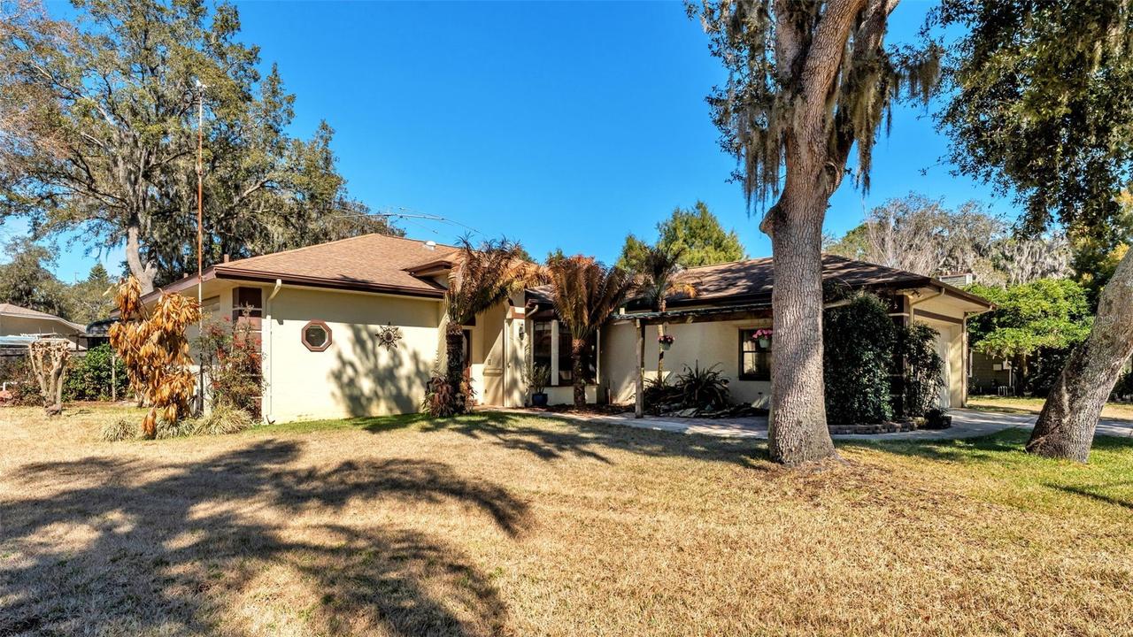 126 Homewood Dr., Winter Haven, FL 33880