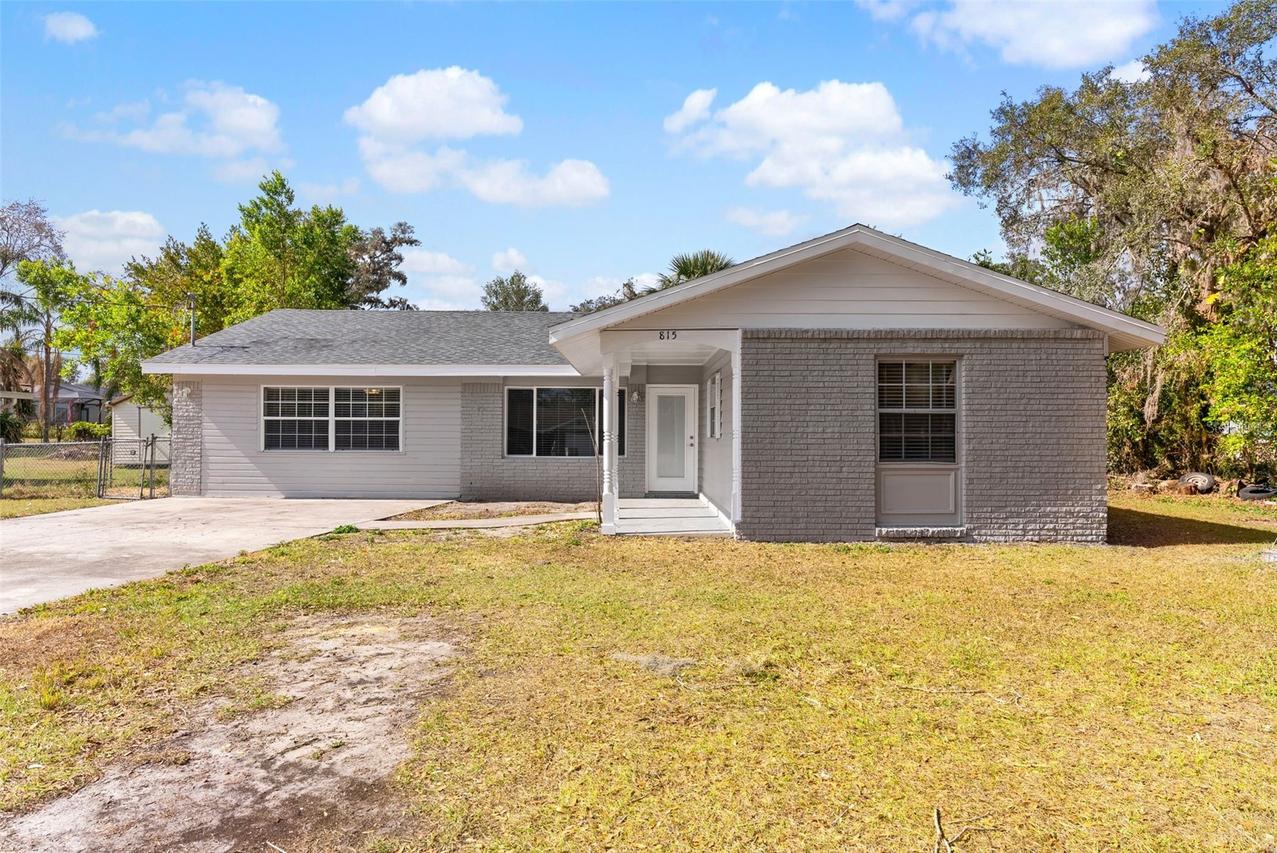 815 N Hendry Ave., Fort Meade, FL 33841