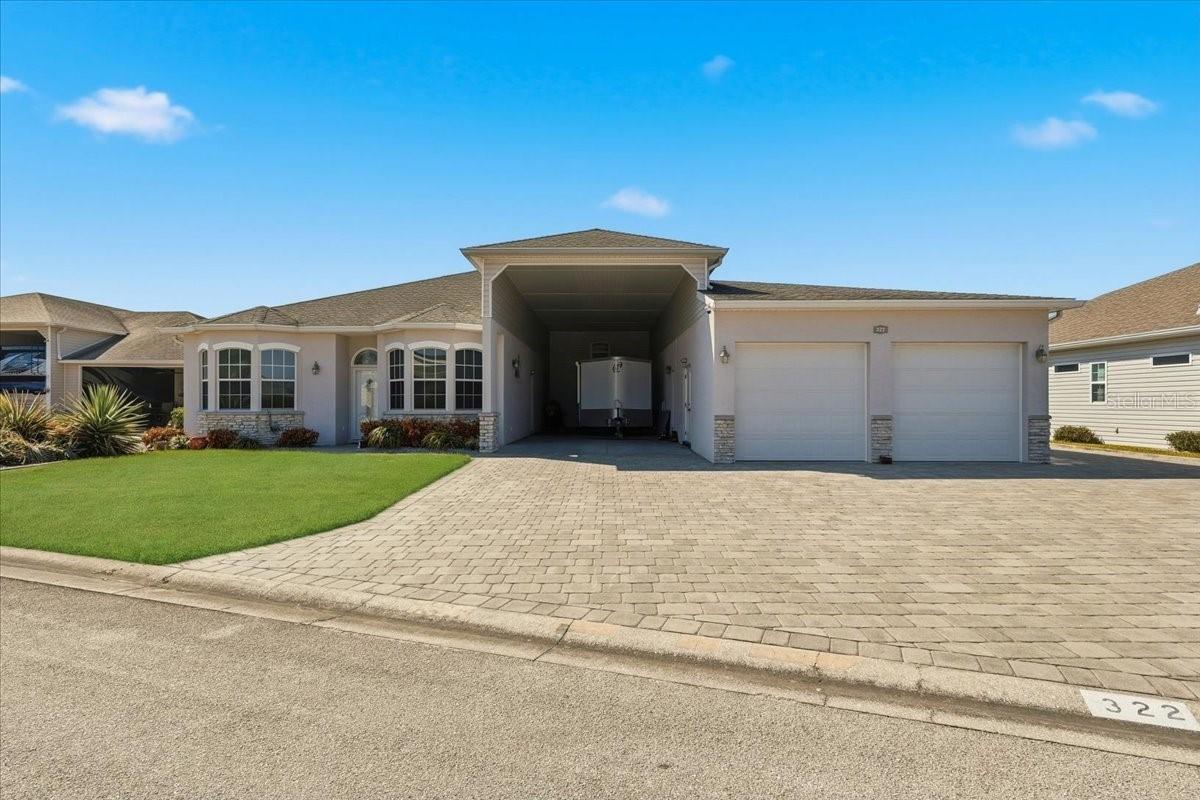 322 Travelers Dr., Polk City, FL 33868