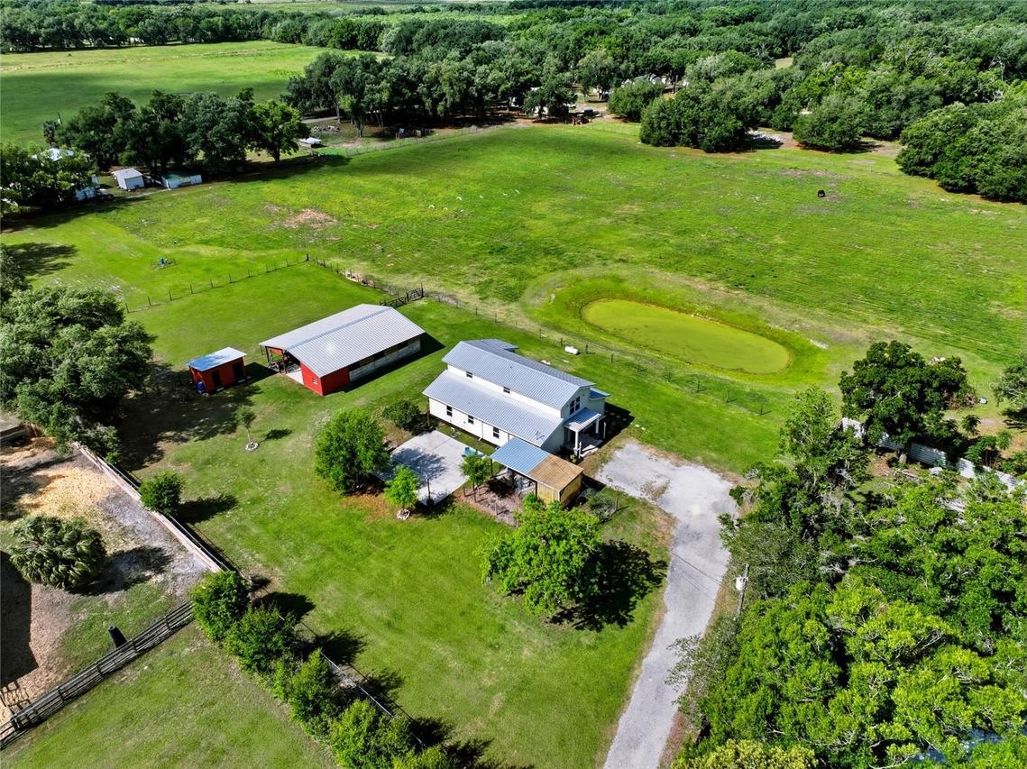 123 S Wiggins Rd., Plant City, FL 33566