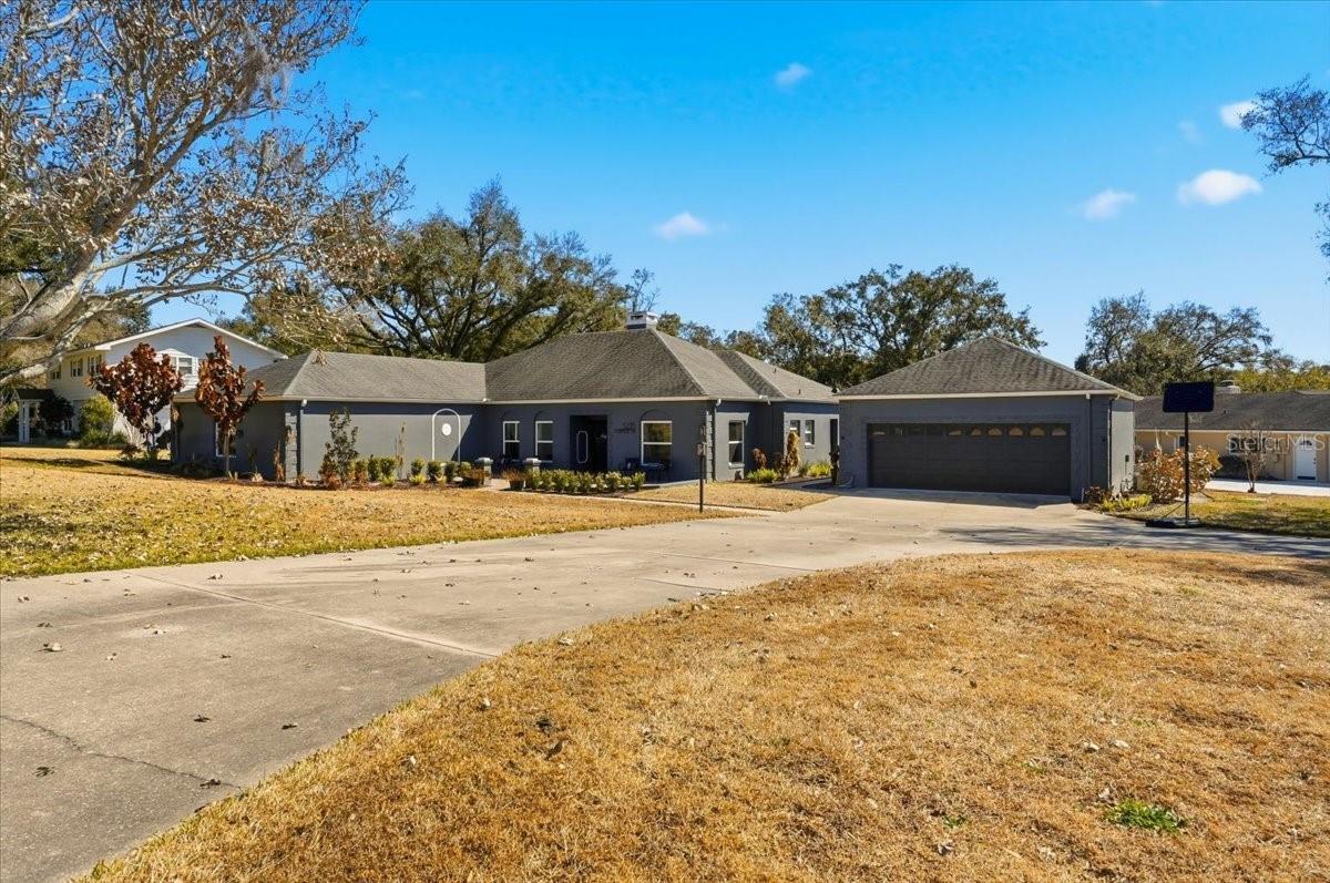 5225 Glenmore Dr., Lakeland, FL 33813