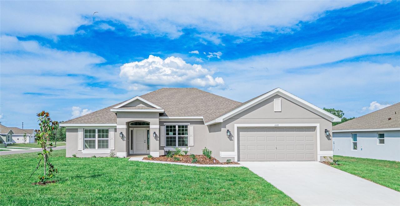 1226 Hickory Nut Dr., Lake Wales, FL 33898