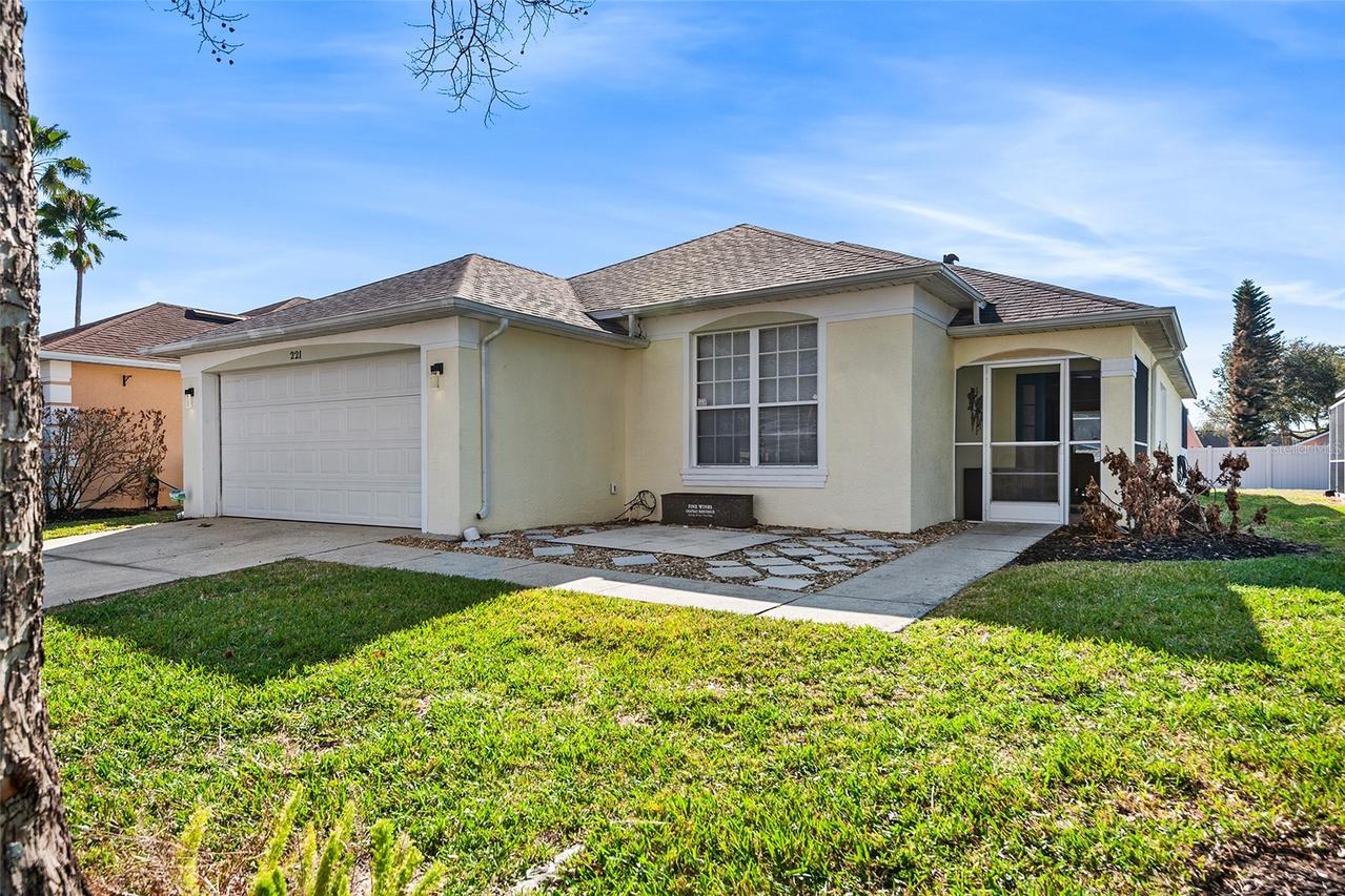 221 Grosvenor Loop, Davenport, FL 33897
