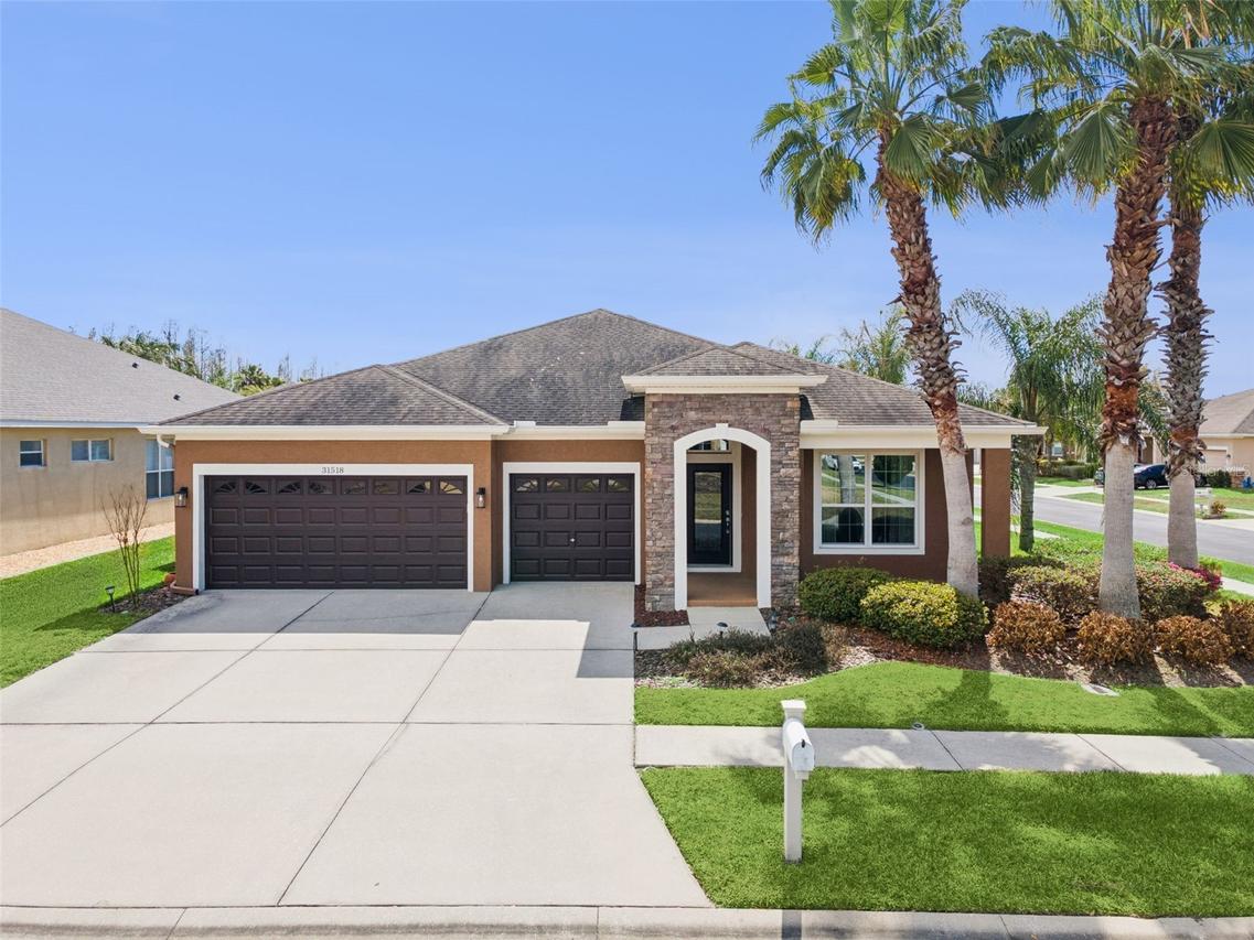 31518 Bearded Oak Dr., Wesley Chapel, FL 33543
