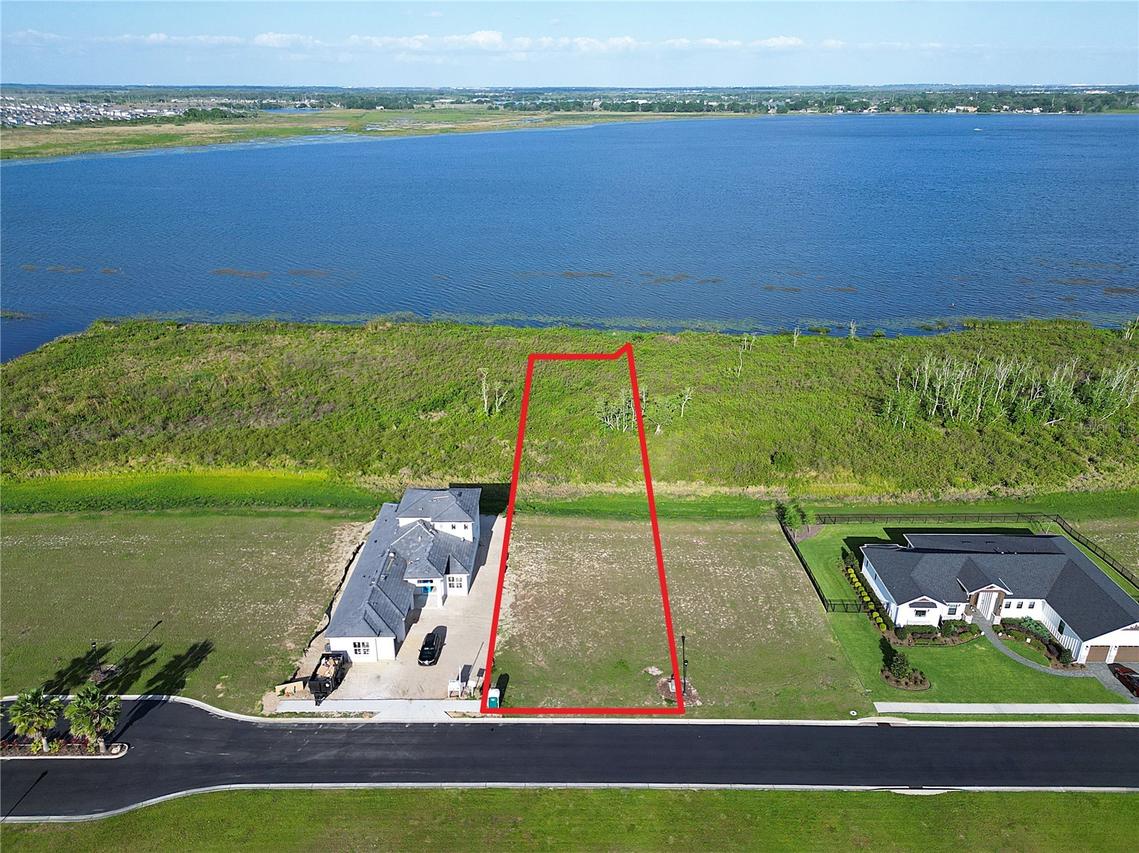 332 Caladium Ave., Lake Alfred, FL 33850