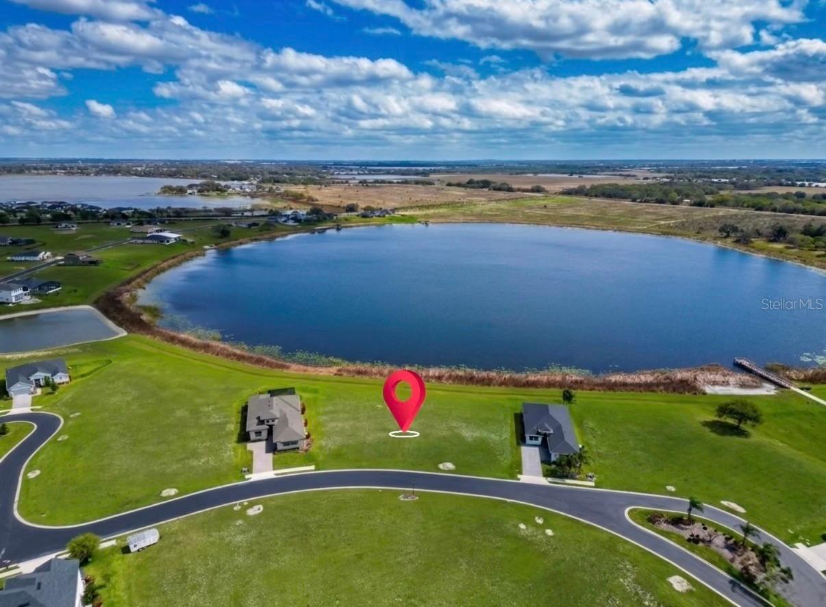 422 Waterfern Trail Dr., Auburndale, FL 33823