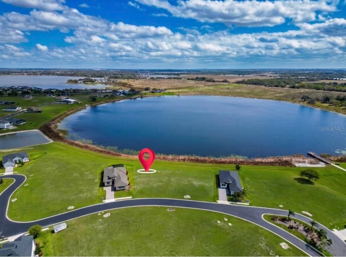 426 Waterfern Trail Dr., Auburndale, FL 33823