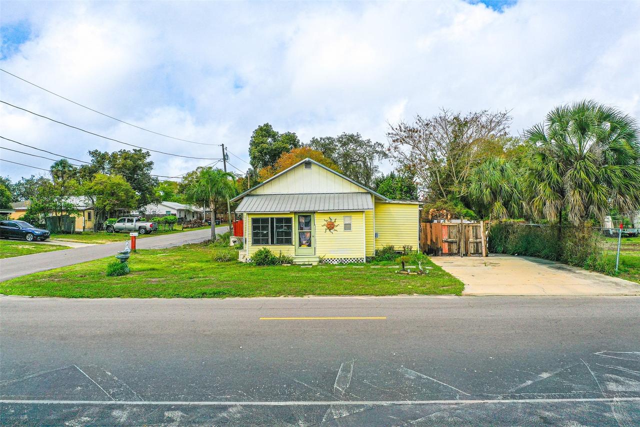 900 W Pine St., Avon Park, FL 33825