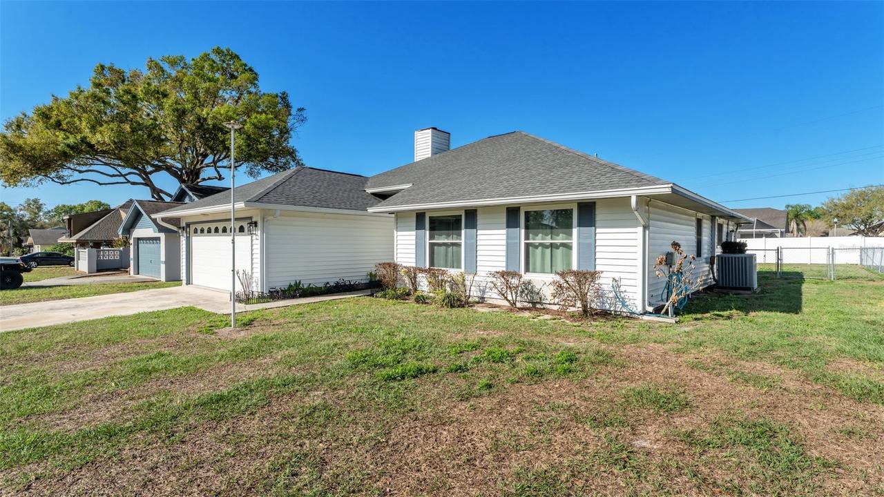 5249 Nichols Dr., Lakeland, FL 33812