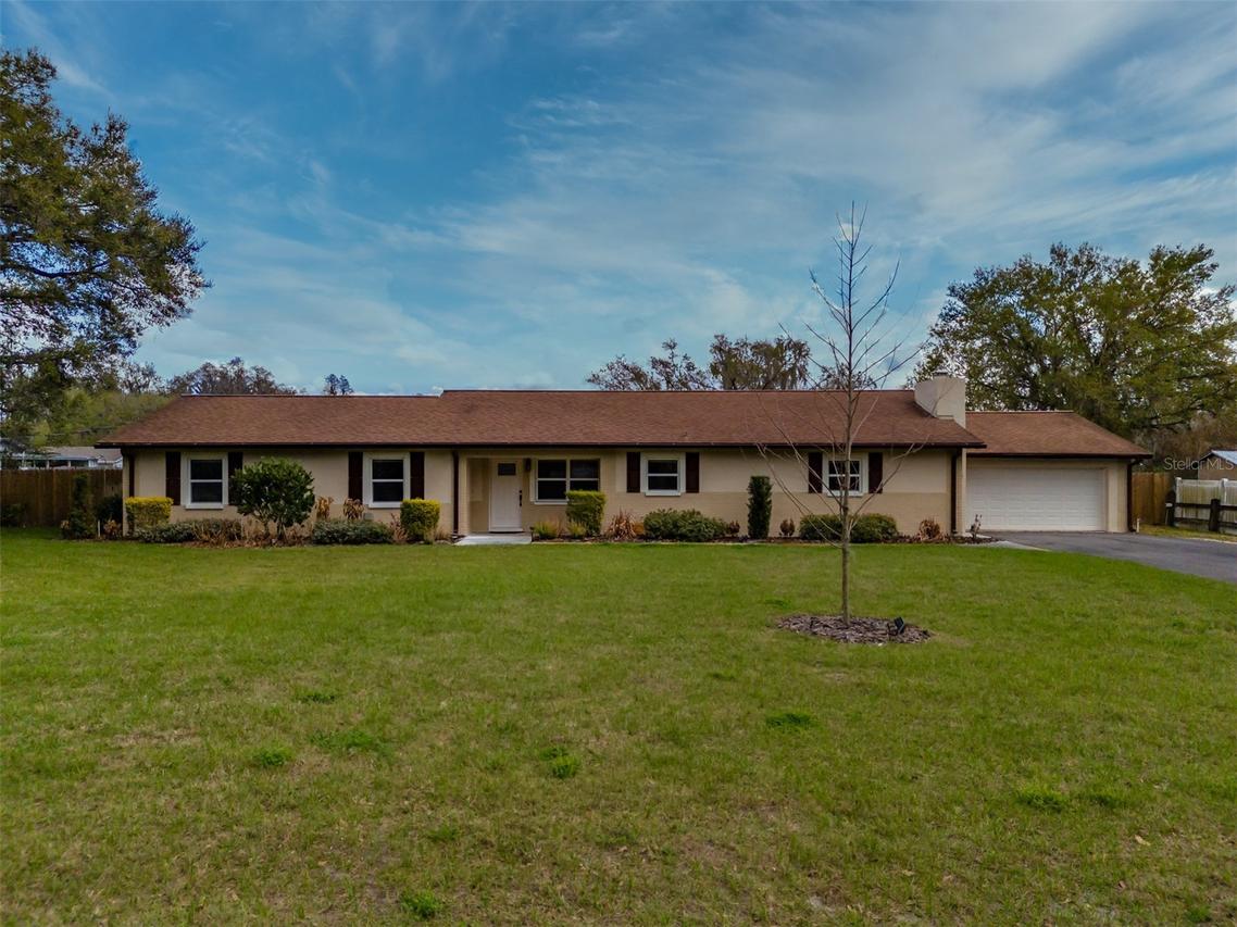 4112 Cooper Rd., Plant City, FL 33565