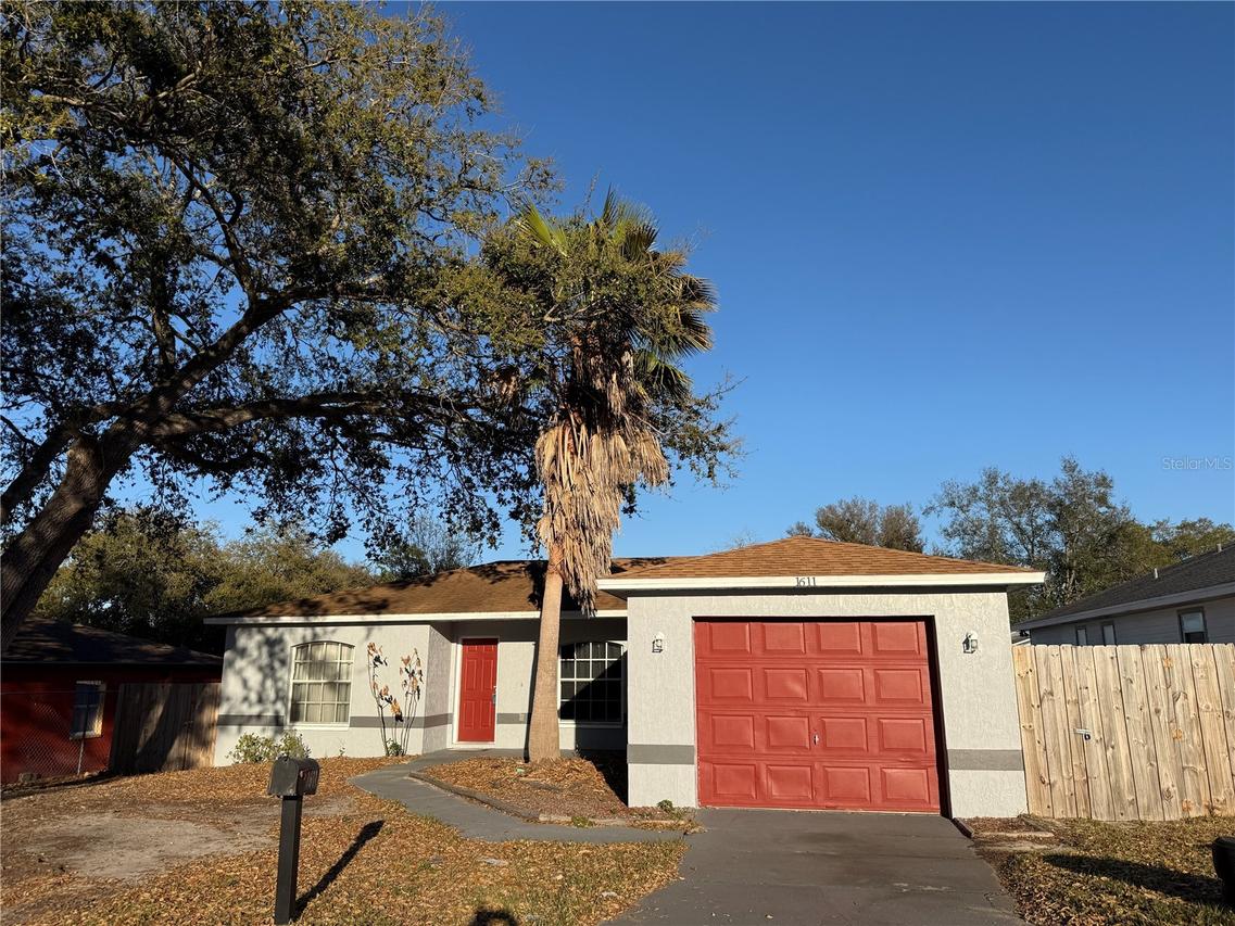 1611 Fruitwood Dr., Lakeland, FL 33805