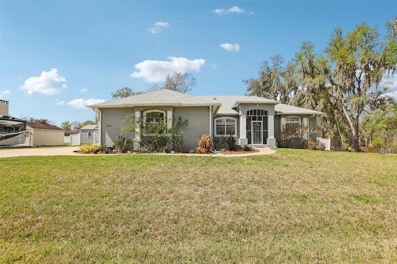 5801 Deer Flag Dr., Lakeland, FL 33811