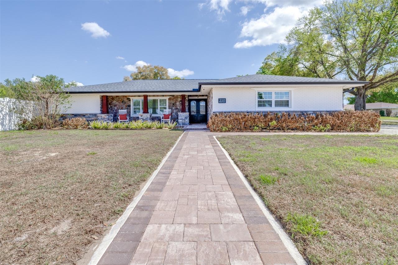 210 Nassau Rd., Winter Haven, FL 33884