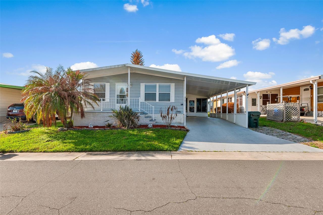 914 Pine Ridge Dr., Lakeland, FL 33809