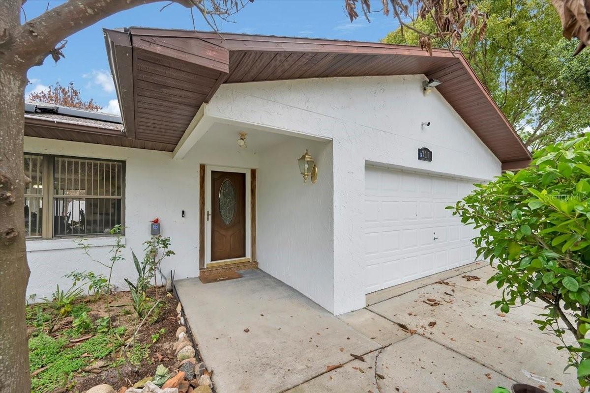 711 W Frederick Ave, Dundee, FL 33838