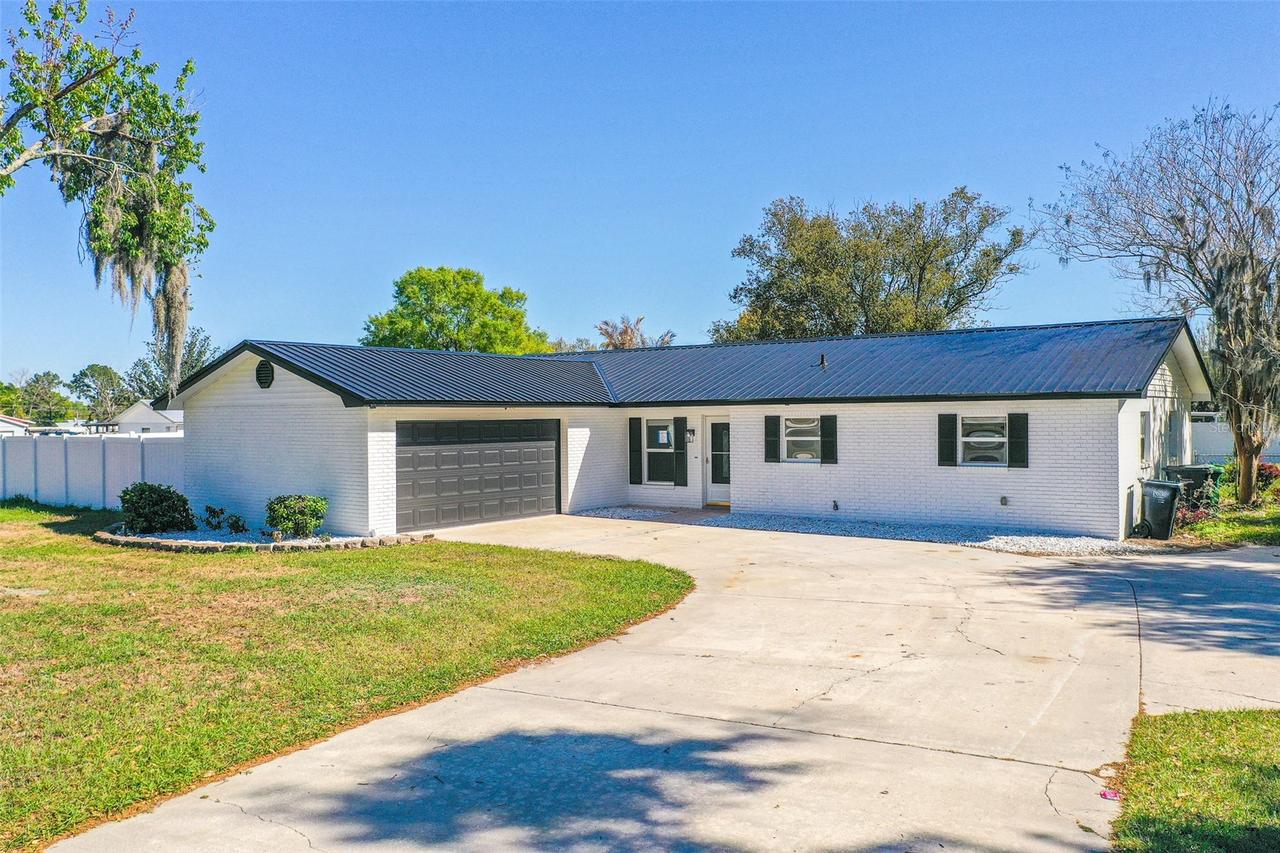 4006 Hollyhead Cir., Lakeland, FL 33811