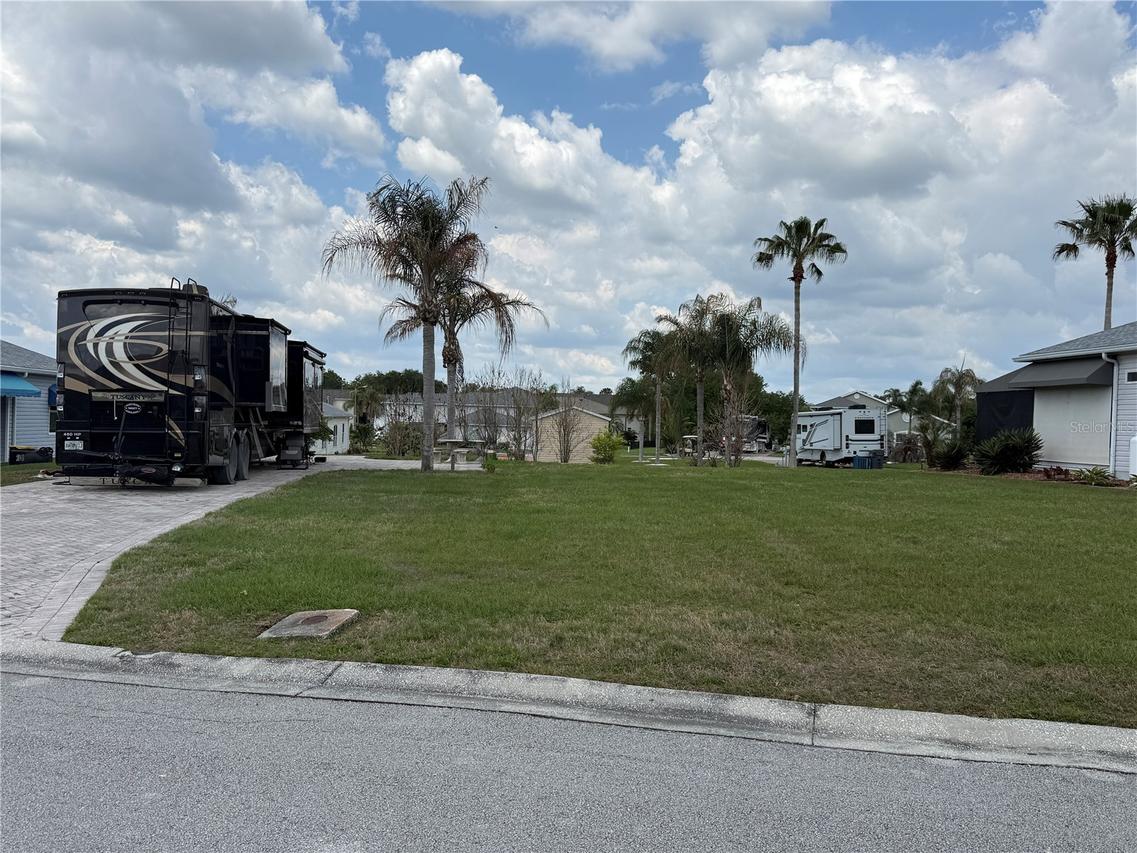 1030 Rally Dr., Polk City, FL 33868