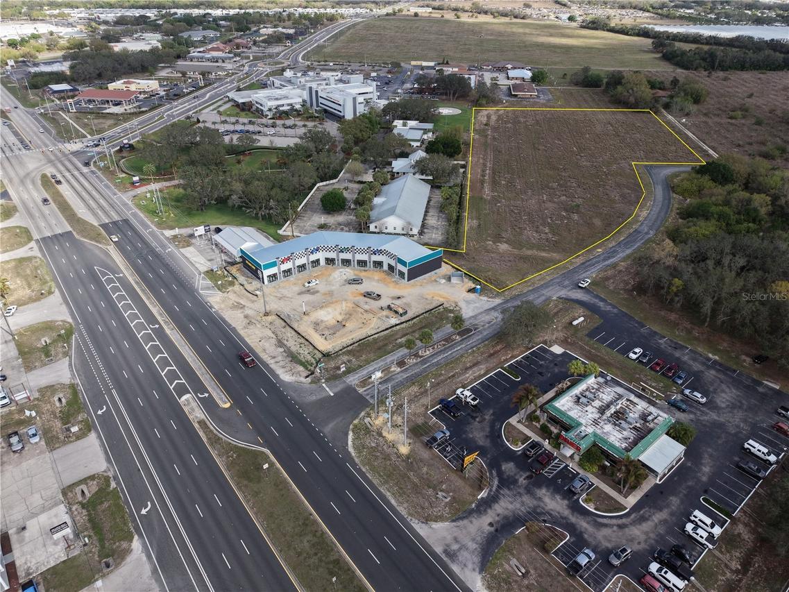 2000 Village Grove Blvd., Sebring, FL 33870