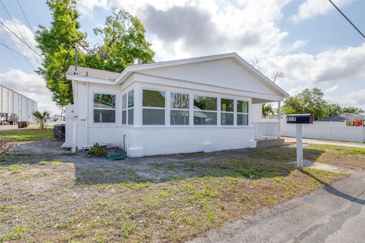 217 NW 4th Ave., Mulberry, FL 33860