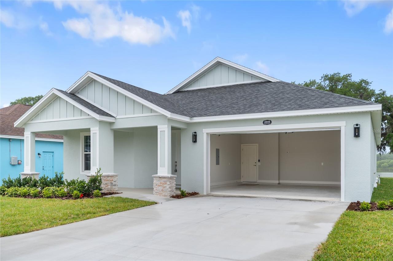 4545 Fairway Oaks Dr., Mulberry, FL 33860