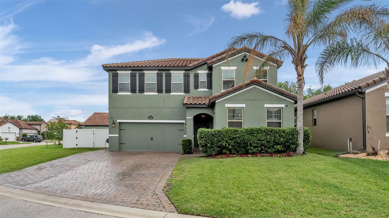 2250 Bella Luna Cir., Lakeland, FL 33810